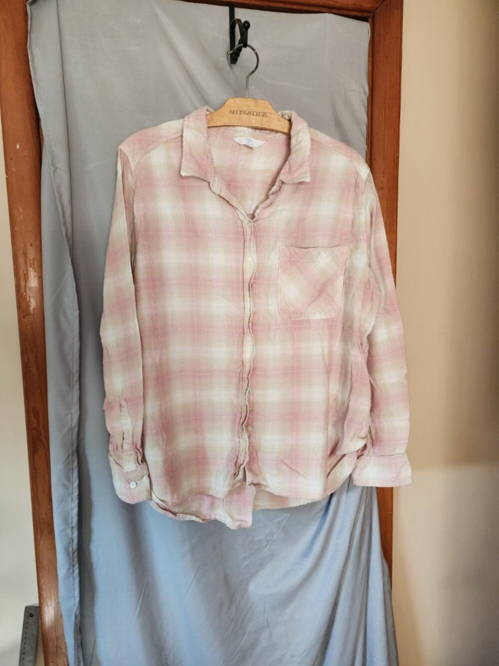 ime and Tru Women’s XL 16-18 Pink Cream Plaid Button Down Shirt